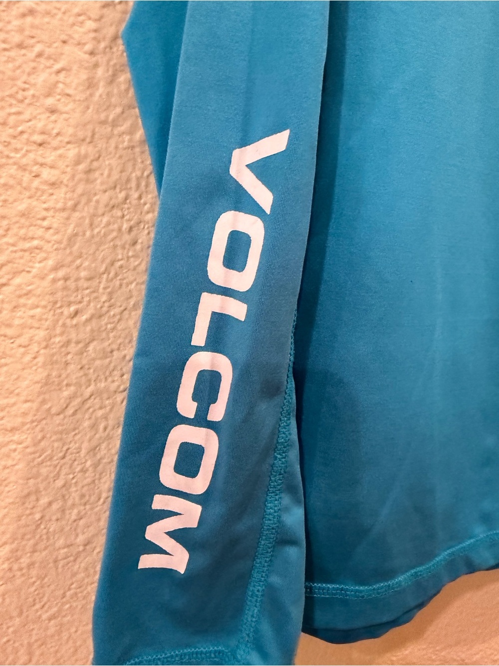 Volcom Teal-Blue Long Sleeve Performance Rash Guard - Picture 2 of 5